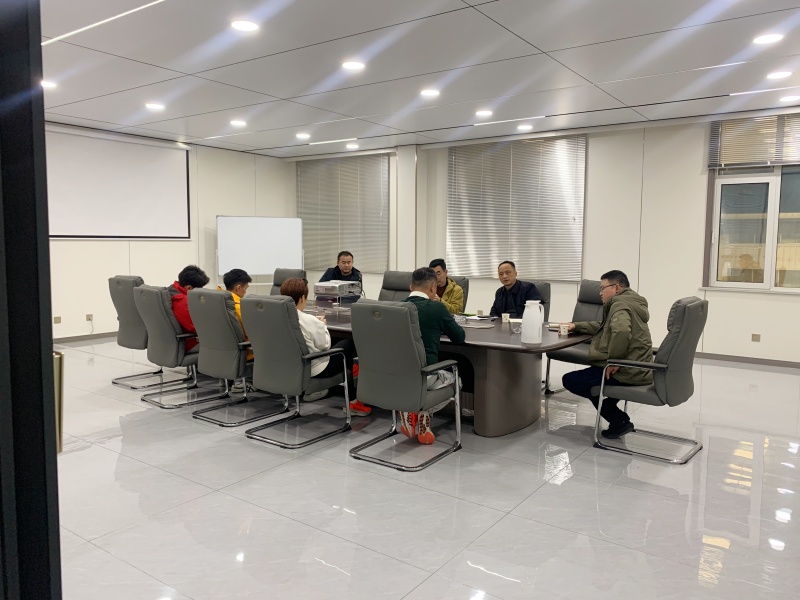 跨國(guó)交流促合作 —— 馬來(lái)西亞客戶(hù)到訪(fǎng)參觀(guān)玉米處理生產(chǎn)線(xiàn)