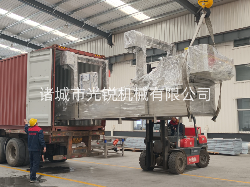光銳智造奔赴沙特，定制設(shè)備出口，按期保質(zhì)交付